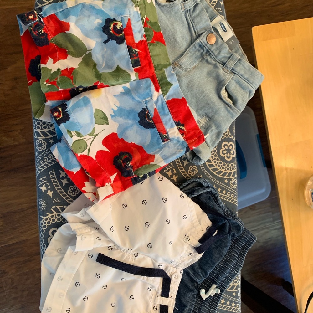 Girl’s 3T shorts